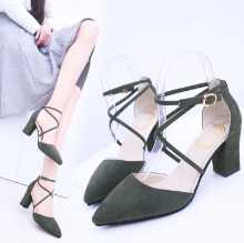 스트랩 기질 하이힐 숙녀 샌들 공식 비즈니스 신발 두꺼운 굽 브로그 여성 신발 스웨이드 그린 아웃 도어 샌들의 그림