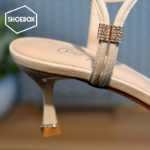 여성 신발  정장 착용 두 착용 슬리퍼 샌들의 그림