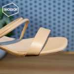 여성 신발 레이스 업 슬리퍼 샌들의 그림