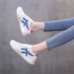 슈퍼 소프트 임산부 신발의 그림