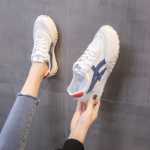 슈퍼 소프트 임산부 신발의 그림