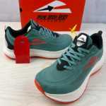 남성용 운동화의 그림