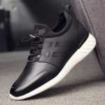 남성 캐주얼 스포츠 신발의 그림