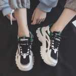 큰 사이즈 여성 신발 41 a 43의 그림