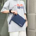 남성 스퀘어 가방의 그림