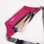 남성과 여성 캐주얼 러닝 휴대폰 가방의 그림