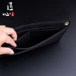 장인 핸드메이드 클러치 지갑의 그림