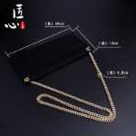 장인 핸드메이드 클러치 지갑의 그림