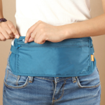 여행 여권가방의 그림