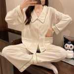 파자마  산후 모유 수유의 그림