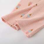 임산부 조절 가능한 파자마의 그림