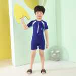 남아용 및 여아용 아동용 수영복 전문 수영 훈련용 원피스 수영복 중대형 아동용 스플릿 및 속건성 수영복의 그림