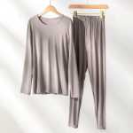 모달  남성용 라운드 넥의 그림