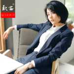 봄과 가을 여성 정장의 그림