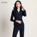 여성 정장의 그림