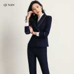 여성 정장의 그림