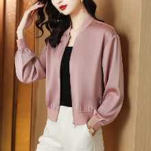 양키 에이징 실크 재킷의 그림