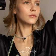 다목적 목걸이 팔찌 발찌의 그림