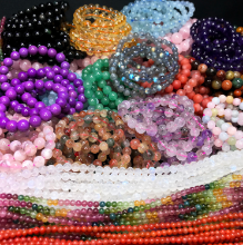 주얼리 월장석 체리 마노 토르말린  스톤과 필드 옥 팔찌의 그림