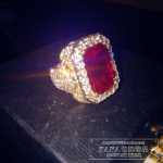 주얼리 반지 커플 골드 반지의 그림