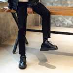 남성 레이스 업 캐주얼의 그림