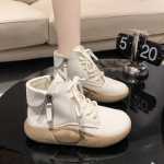 캐주얼 여성 신발의 그림