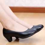 스튜어디스 신발 /  정품 가죽의 그림