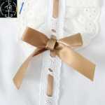 아기 소녀 옷 공주 드레스 귀여운 신생아 흰 옷의 그림