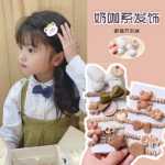 2023 생일 선물 새로운 어린 소녀 헤어 액세서리 세트 선물 상자 헤어 카드 머리 장식 쥬얼리 상자 어린이 헤어 클립 선물의 그림