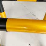 M 형 충돌 방지 가드레일 주유소 충돌 기둥 강관 자동차 스토퍼 도로 장벽 U 형 주차 공간 자동차 스토퍼의 그림