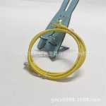 노란색 네트워크 케이블의 그림