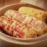 윈난 시솽 반나 찹쌀 옥수수 진공 신선한 달콤한 꽃 찹쌀 옥수수 속대를 먹을 준비가 된 굵은 음식 식사 대체 작은 패키지 곡물의 그림