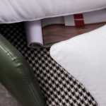 5성급 호텔 침구 화이트 다운 베개 코튼 깃털 방지 천 메밀 베개의 그림