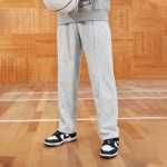 봄과 가을 캐주얼 스웨트 팬츠 커팅을 실행하는 Aspirant UZIS 스웨트 팬츠 남성 니트 스트레이트 느슨한 농구 바지의 그림