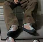 하이킹 신발의 그림