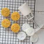 만화 동물 달 케이크 금형 헬로키티 산리오 아이스크림 달 케이크 프레스 금형 녹두 케이크 페이스트리 그라인더의 그림