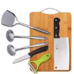 양장 헬리콥터 도마 2 in 1 기숙사 주방 스테인레스 스틸 수프 스푼 깔때기 주걱 슬라이싱 나이프 세트 세트의 그림