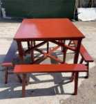 농촌 여덟 불멸의 테이블 중국 단단한 나무 사각형 철 빨간색 접이식 식탁 연회 예배 의식을 설정하기 위해 가정용 테이블을 제공하는 테이블의 그림