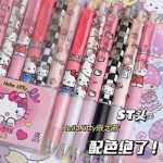 새로운 산리오 쿠로메 KT 고양이 귀여운 만화 푸시 액션 블랙 0.5mm 리필 인 고가 ST 펜촉 학생용 브러시 펜 고속 건조 블랙 수성 카본 소프트 그립 중성 펜의 그림