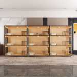 고양이 빌라 원목 3 층 고양이 케이지 고양이 개집 고양이 집 애완 동물 가게 번식 탑승 케이지 산부인과 병동 고양이 집 디스플레이 고양이 캐비닛의 그림