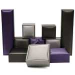 펜던트 상자 PU 가죽 보석 상자 반지 목걸이 상자 보석 상자 세트 팔찌 보석 포장 상자 공장의 그림