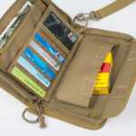 남성용 클러치 백의 그림