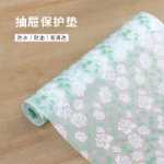 서랍 매트 종이 비 접착식 옷장 인테리어 습기 매트 먼지 매트 붙지 않는 주방 캐비닛 방수 오일 찬장 매트의 그림