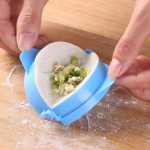 만두 포장지 주방 가제트 만두 금형 크리에이티브 주방 만두 금형 주방 만두 메이커의 그림