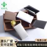 주방 및 욕실 광택 타일의 그림