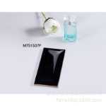 주방 및 욕실 광택 타일의 그림