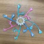 조절 가능한 신생아 기저귀 클립 아기 기저귀 후크 플라스틱 후크 기저귀 패스너 아프리카 제품 기저귀 후크의 그림