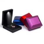 크리에이티브 쥬얼리 쥬얼리 박스 LED 조명 반지 선물 쥬얼리 포장 목걸이 상자 팔찌 쥬얼리 박스 도매의 그림