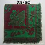 가을과 겨울 두 배 두꺼운 모직 사각 스카프 농촌 여성은 머리 스카프를 감싸고 중년 및 노인 여성은 구식 노동 보호를 땅에까지 감쌌습니다.의 그림