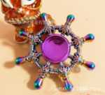 눈부신 컬러 자이로 어린이 손가락 끝 자이로 도매 금속 성인 장난감 회전 어린이 선물 사무실 포장 마차 상품 소스의 그림